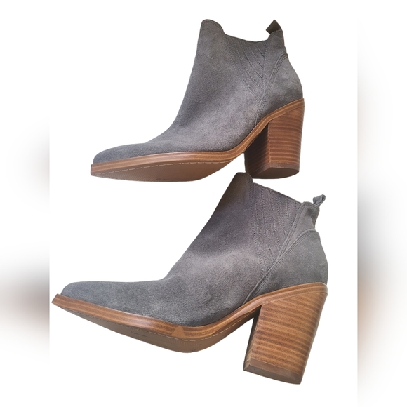 Marc Fisher LTD Gardi Pointed Toe Suede Booties β Medium Gray, Size 8 | Stylish - Picture 11 of 13
